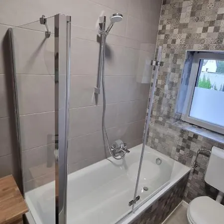 Resse *